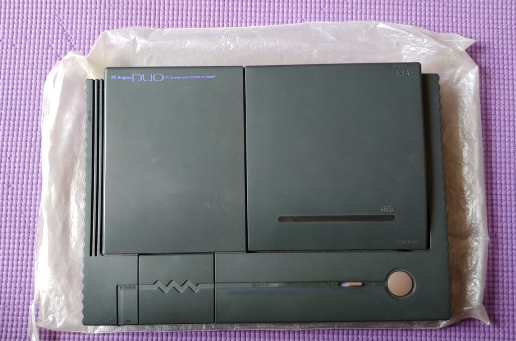 著者所有のPCエンジンDUOを撮影した写真